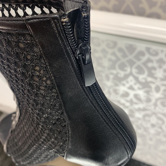 Women’s Fishnet Lace Up Stiletto Ankle Boots in Black Faux Leather and Zipper - Picture 10 of 10